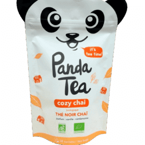 PANDA TEA COSY CHAI   est un mélange de plantes inspiré par la tradition indienne. Cette boisson à base de thé noir et d'épices  facilite la digestion et booster le système immunitaire.